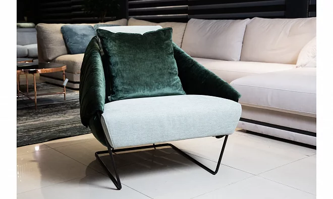 Кресло Nicoline Salotti Giola 1000