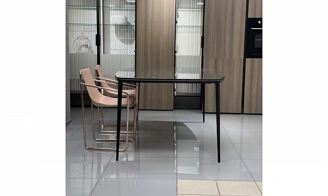 Стол обеденный Midj Lea T1940190